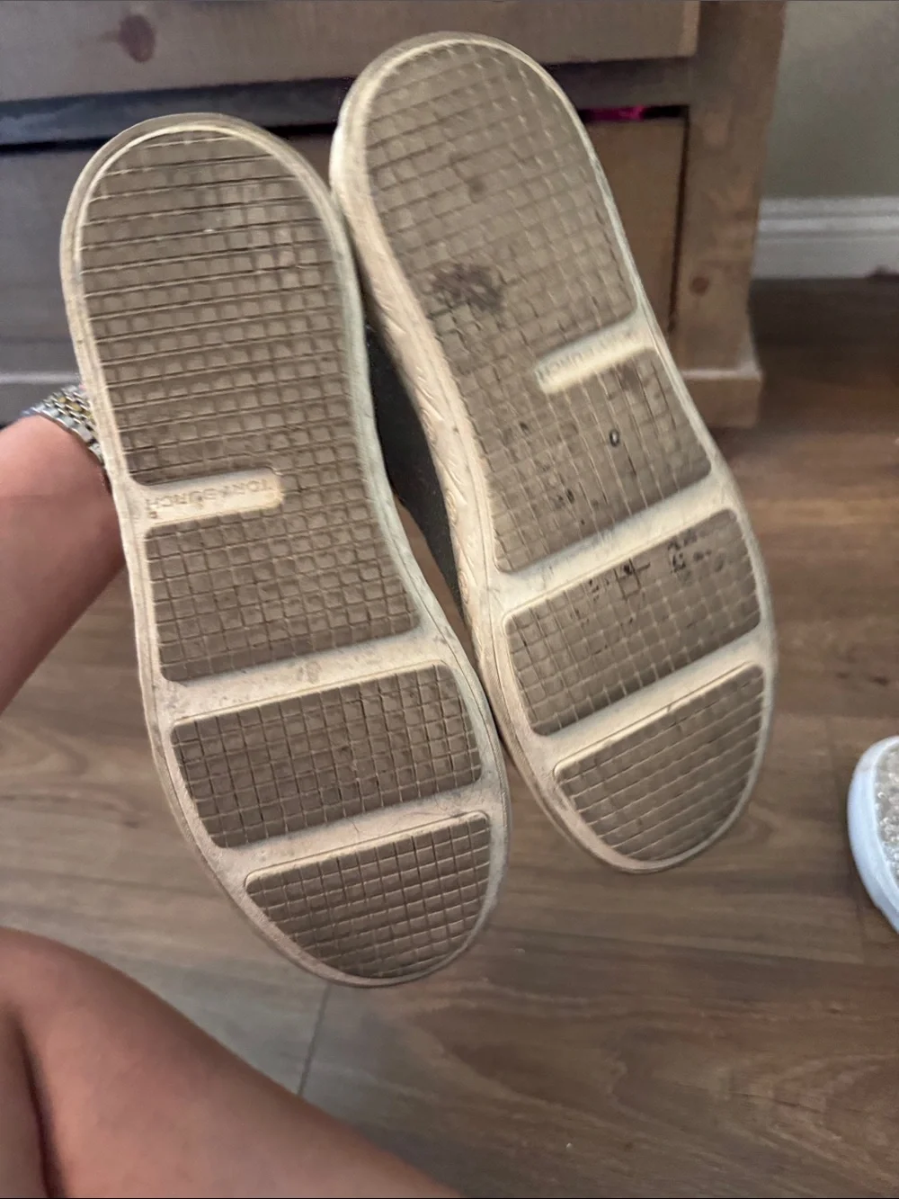 Tory Burch Silver Glitter Low-Top Sneakers with Cream Laces
